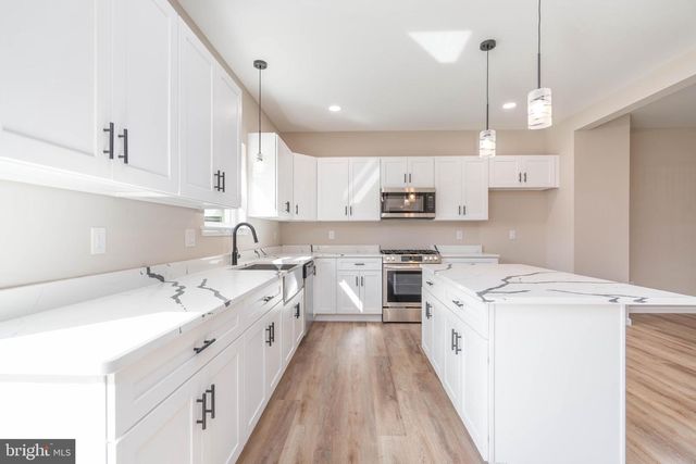 211 STOTESBURY AVE, Newfield, NJ 08344