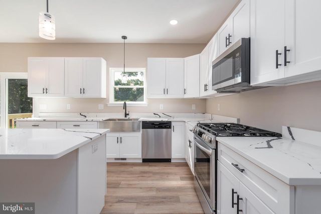 211 STOTESBURY AVE, Newfield, NJ 08344