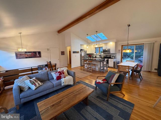 6313 WALHONDING RD, Bethesda, MD 20816