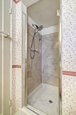 2205 Hoffman Drive NE, Albuquerque, NM 87110