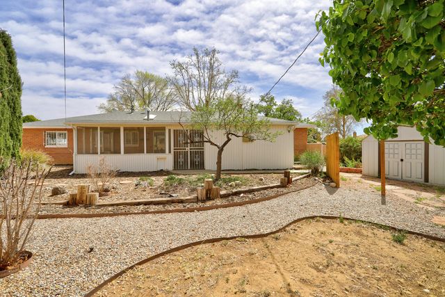 2205 Hoffman Drive NE, Albuquerque, NM 87110