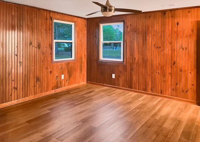 1085 Russellville Road, Saint Stephen, SC 29479