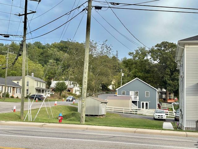 268 N DELPHINE AVE, Waynesboro, VA 22980