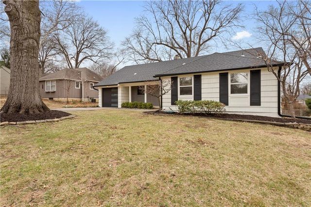 4808 W 77th Terrace, Prairie Village, KS 66208