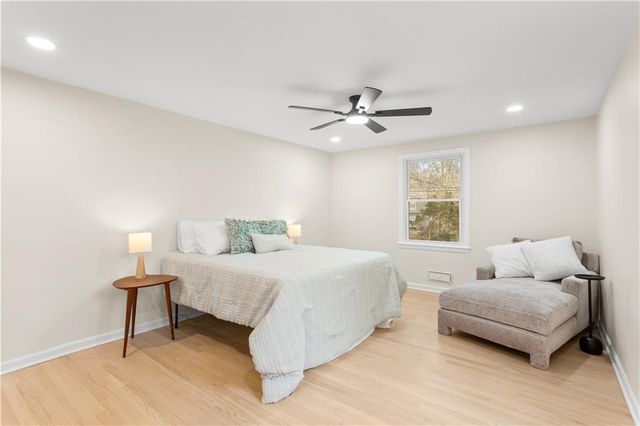 4808 W 77th Terrace, Prairie Village, KS 66208