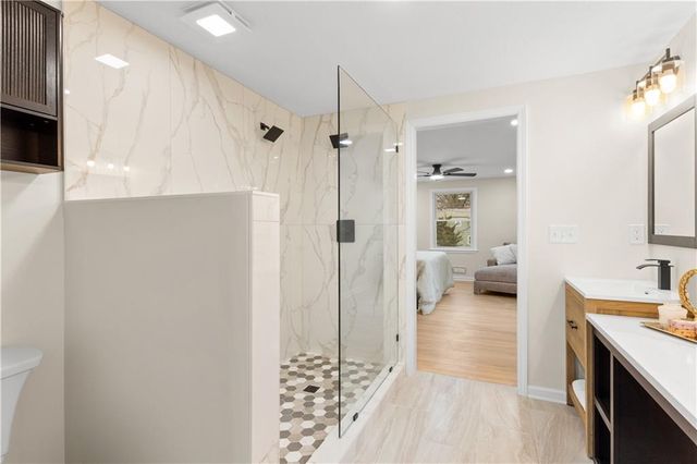 4808 W 77th Terrace, Prairie Village, KS 66208