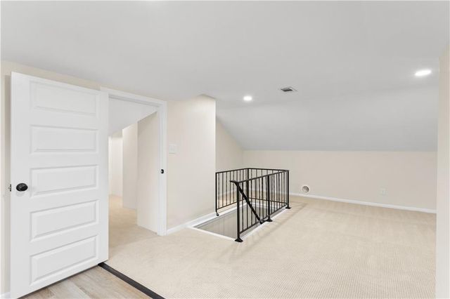 4808 W 77th Terrace, Prairie Village, KS 66208