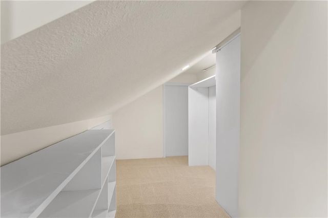 4808 W 77th Terrace, Prairie Village, KS 66208