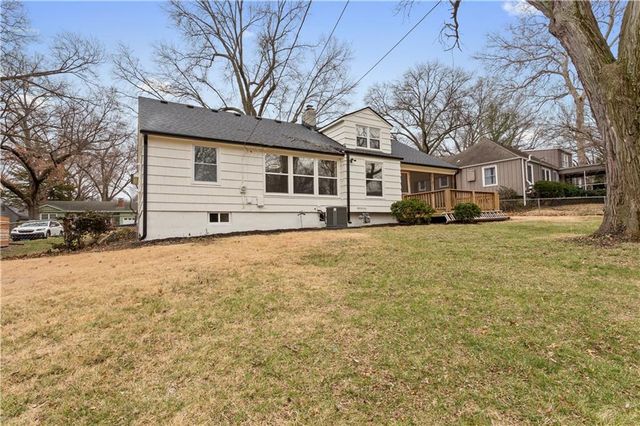 4808 W 77th Terrace, Prairie Village, KS 66208