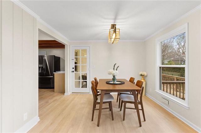 4808 W 77th Terrace, Prairie Village, KS 66208