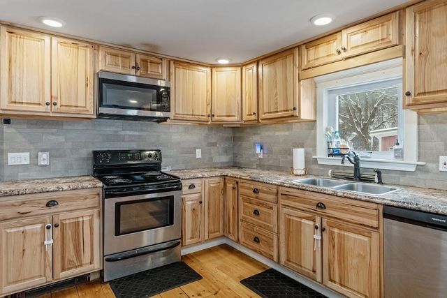 54 Vermont Route 100C, Johnson, VT 05656