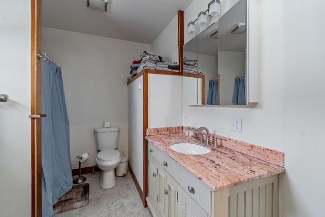 54 Vermont Route 100C, Johnson, VT 05656