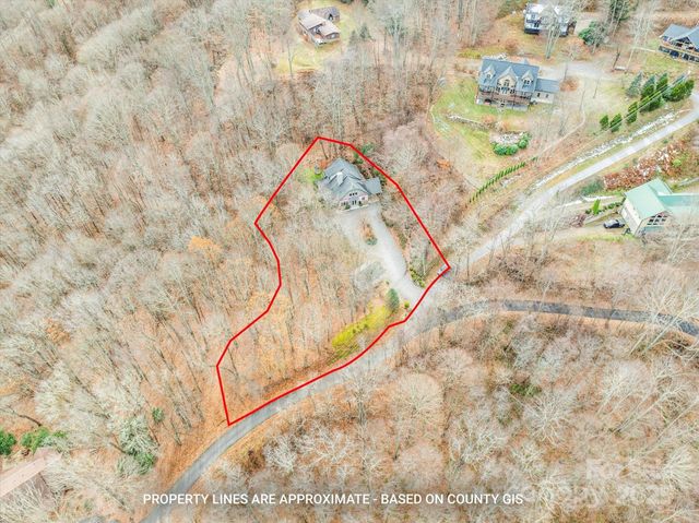 905 Old Fiddle Road, Waynesville, NC 28786