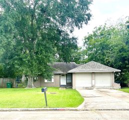 11906 Binghampton Drive, Houston, TX 77089