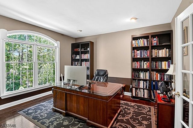 41 Sutton Farm Rd, Delaware Twp., NJ 08822