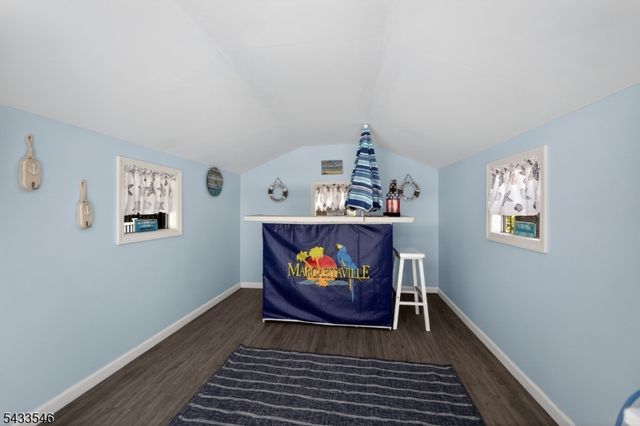 41 Sutton Farm Rd, Delaware Twp., NJ 08822