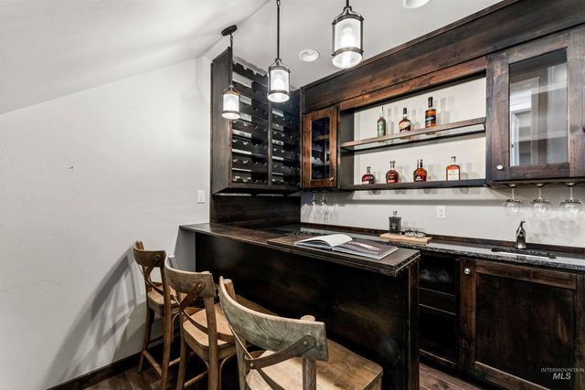 900 S Brentbrook Ln, Eagle, ID 83616