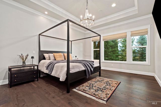 900 S Brentbrook Ln, Eagle, ID 83616