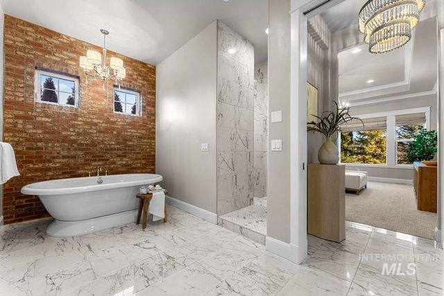 900 S Brentbrook Ln, Eagle, ID 83616