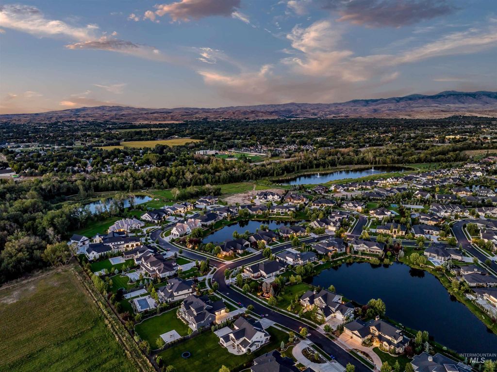 900 S Brentbrook Ln, Eagle, ID 83616 photo 50