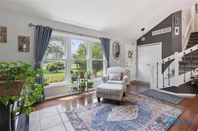 725 Donovan Road, Curtice, OH 43412