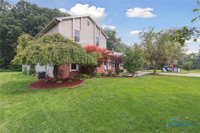 725 Donovan Road, Curtice, OH 43412