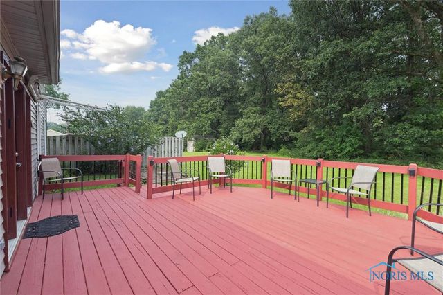 725 Donovan Road, Curtice, OH 43412