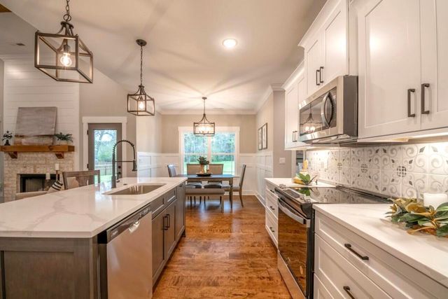 94 Ringgold Road, Rock Spring, GA 30739