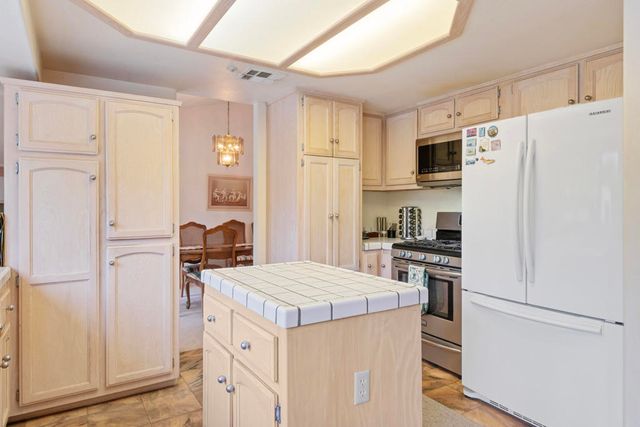 68947 Risueno Road, Cathedral City, CA 92234