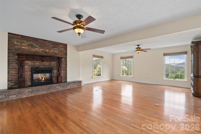121 Fortner Drive, Waynesville, NC 28786