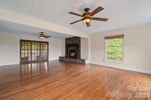 121 Fortner Drive, Waynesville, NC 28786