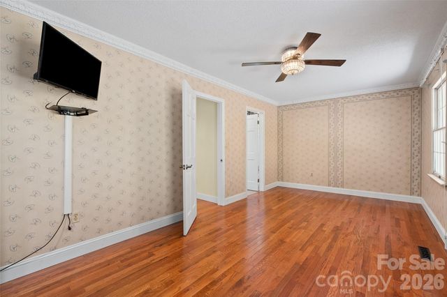 121 Fortner Drive, Waynesville, NC 28786