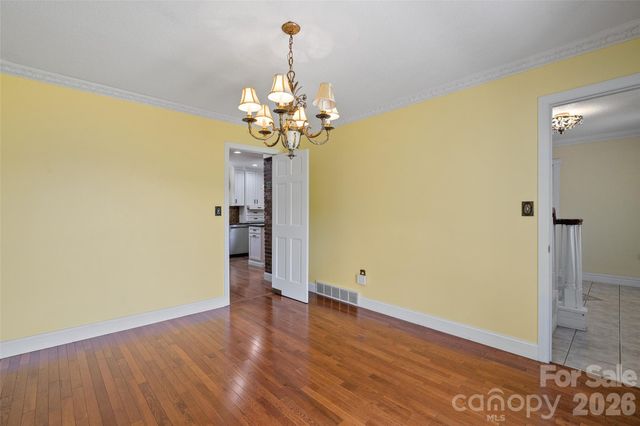 121 Fortner Drive, Waynesville, NC 28786