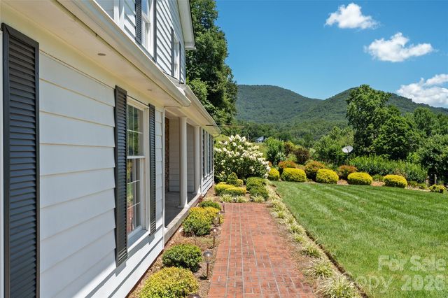 121 Fortner Drive, Waynesville, NC 28786