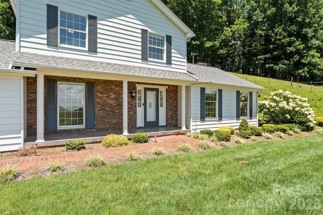 121 Fortner Drive, Waynesville, NC 28786