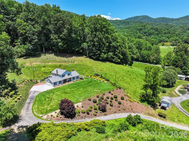 121 Fortner Drive, Waynesville, NC 28786