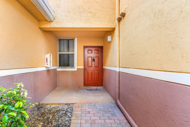 900 Scotia Drive 102, Hypoluxo, FL 33462