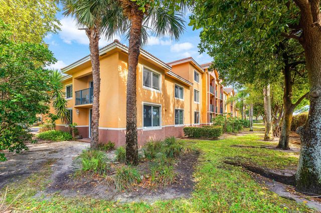 900 Scotia Drive 102, Hypoluxo, FL 33462