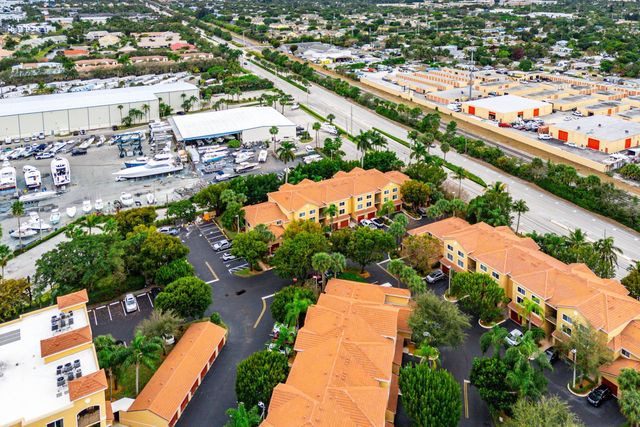 900 Scotia Drive 102, Hypoluxo, FL 33462