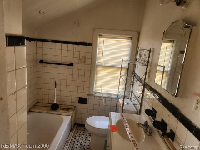 5291 Lakewood Street, Detroit, MI 48213