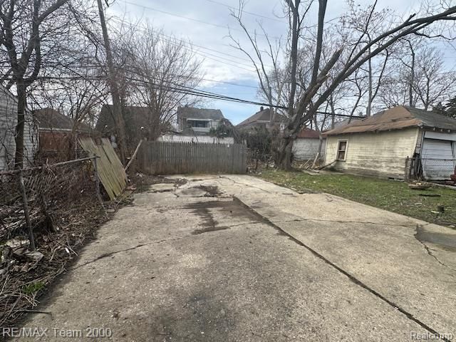 5291 Lakewood Street, Detroit, MI 48213