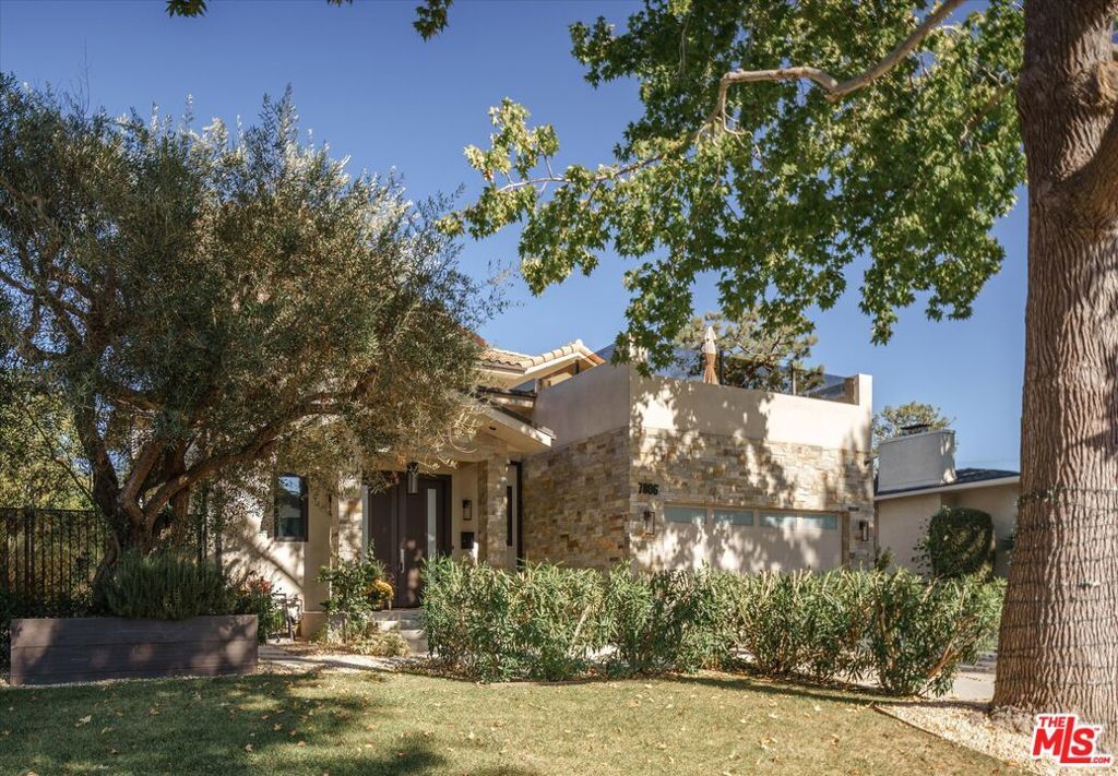 7806 Henefer Avenue, Los Angeles, CA 90045 — photo 2