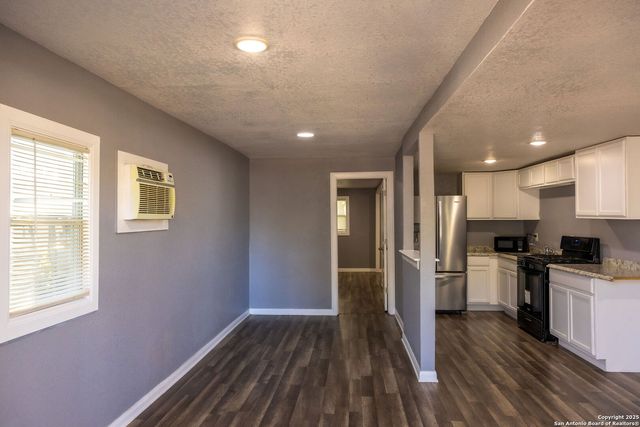 5126 Sherry, San Antonio, TX 78242