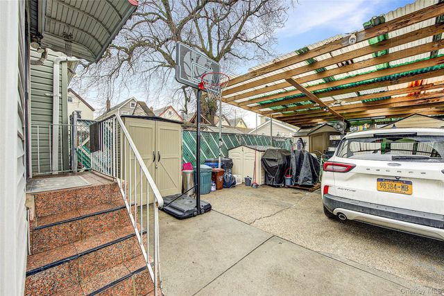 13536 95th Street, Ozone Park, NY 11417