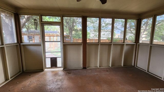 310 Butternut, San Antonio, TX 78245