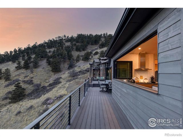 150 Valley View Way, Boulder, CO 80304