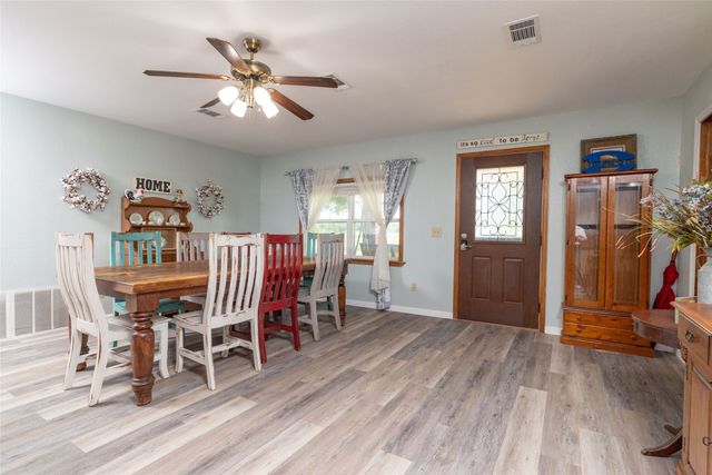 448 County Road 4287, Decatur, TX 76234