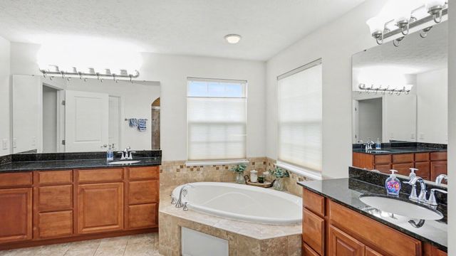 10129 Lapalco Court, Union, KY 41091