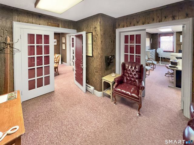 200 West Main Street, Meriden, CT 06451