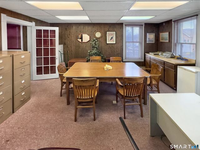 200 West Main Street, Meriden, CT 06451